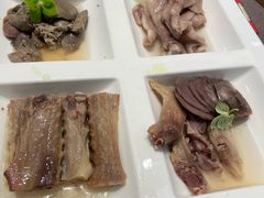 -香山湖家家宴(中山陵店)