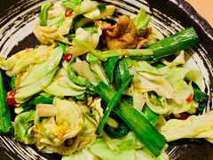 手撕包菜-关东小磨东北菜(上海长风大悦城店)