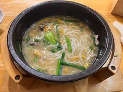 -勺子米线·云南传统小吃市集(四方街店)