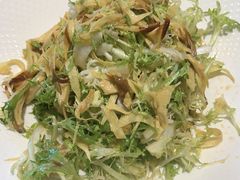 -海派美食·家宴海鲜青岛菜·石锅鲽鱼头(东方城店)
