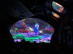 -海底巡游艇:尼莫和好友的海洋世界