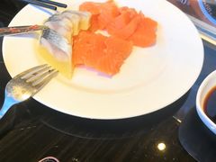 -大中华希尔顿酒店-念自助餐·嗨啤·小龙虾