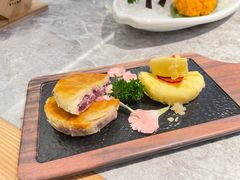 鲜花饼-滇色蒸汽石锅鱼(京华城店)