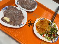 -德元兰州纯汤牛肉面(深圳首店)