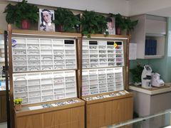 -视野联行眼镜·蔡司·控优点授权(长白万象汇店)