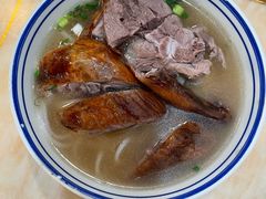 -香辉食馆(新兴路店)