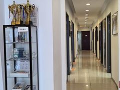 -瑞尔齿科(颐堤港诊所)