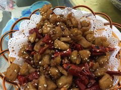 -天天向上素食餐厅(五台山店)
