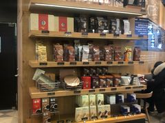零售区-星巴克(南京鼓楼吾悦广场店)