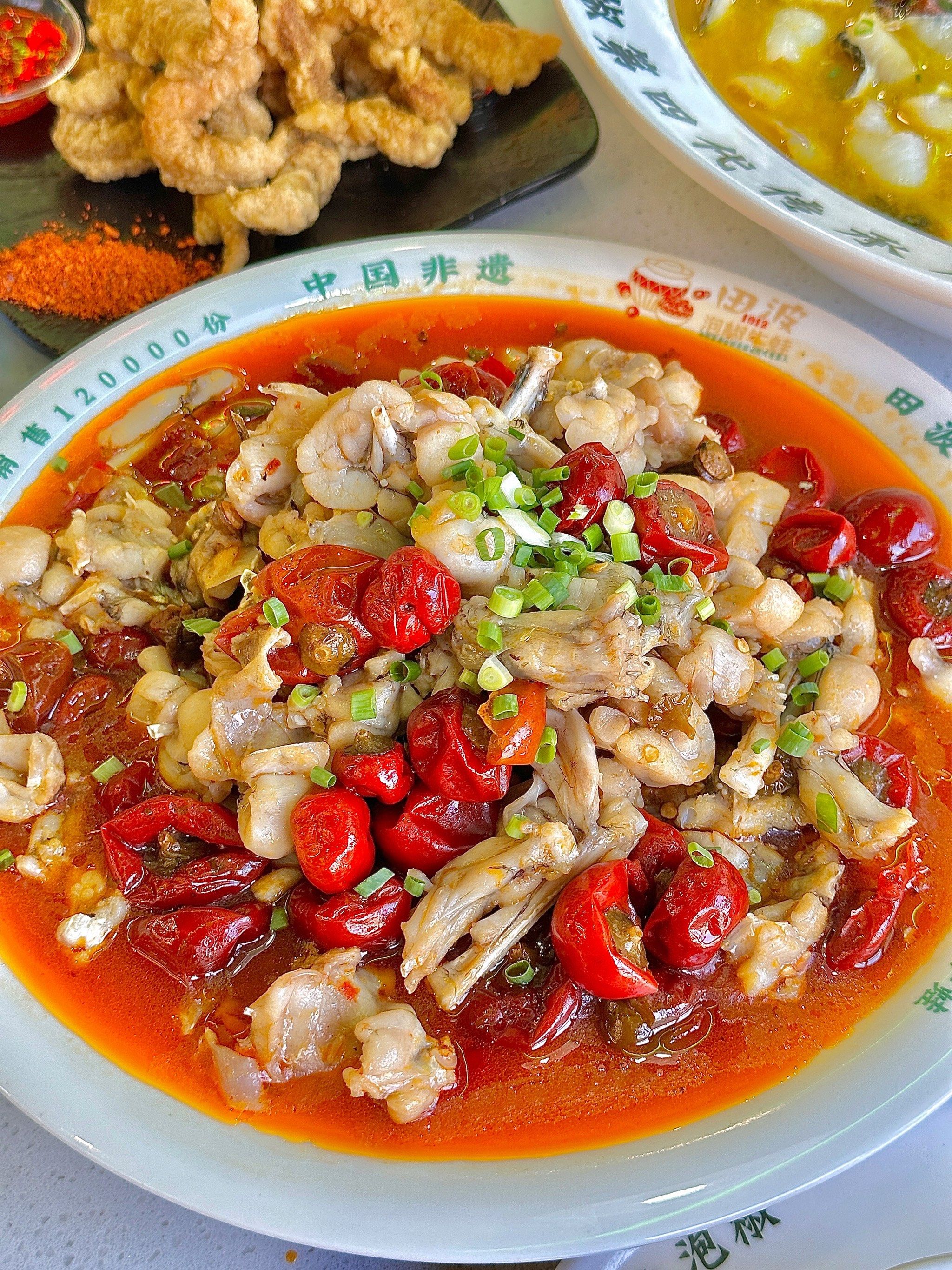 济南首家非遗泡椒牛蛙!不愧上过必吃榜!