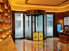 -深圳罗湖口岸国贸桔子水晶酒店