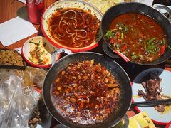 -老闵田螺馆·南昌市井菜·特色小吃(总店)