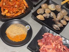 -啊美丽炭火烤肉(滑翔一店)