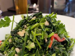 -挂旗柴锅鸡(蚌山区嘉年华店)