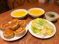 -清真吴记门钉肉饼·喜多利