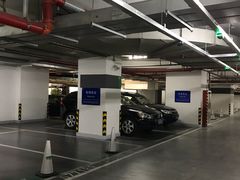-Iapm环贸地下车库