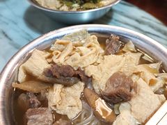 -炳记牛味粉店(四坊路店)