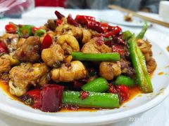 -乡土特色.冷锅鱼.牦牛肉汤锅