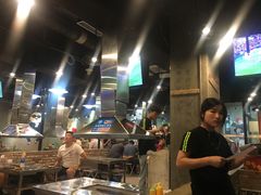 -马路牙子烧烤音乐酒馆(望京店)