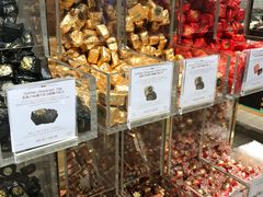 -VENCHI 闻绮(北京国贸商城店)