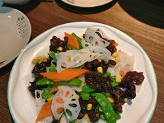 -肖四女乐山跷脚牛肉(南汇大学城生活广场店)