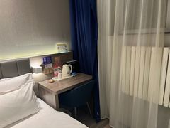 -7天优品北京火车站广渠门外地铁站店-内部停车场