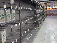 -家乐福(四元桥购物中心店)