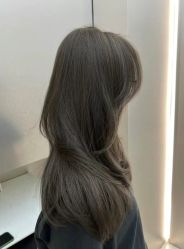 -妃格美发沙龙·烫发·染发