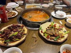 -阿婉贵州苗家酸汤鱼(梅林店)