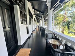 -Raffles Courtyard(莱佛士酒店)