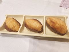 榴莲千丝酥-稻香酒家·34年老字号·港式粤菜(汉街店)