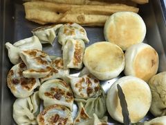 -六和餐饮(东城根店)