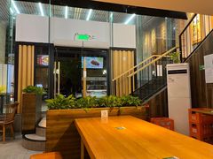 -呷佬·长沙手工米粉(金沙江路店)
