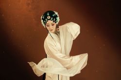 -盘子女人坊古装写真摄影