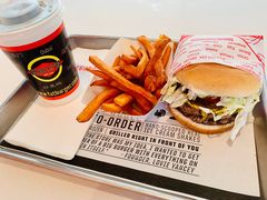 -FATBURGER 特富客汉堡(外交公寓店)