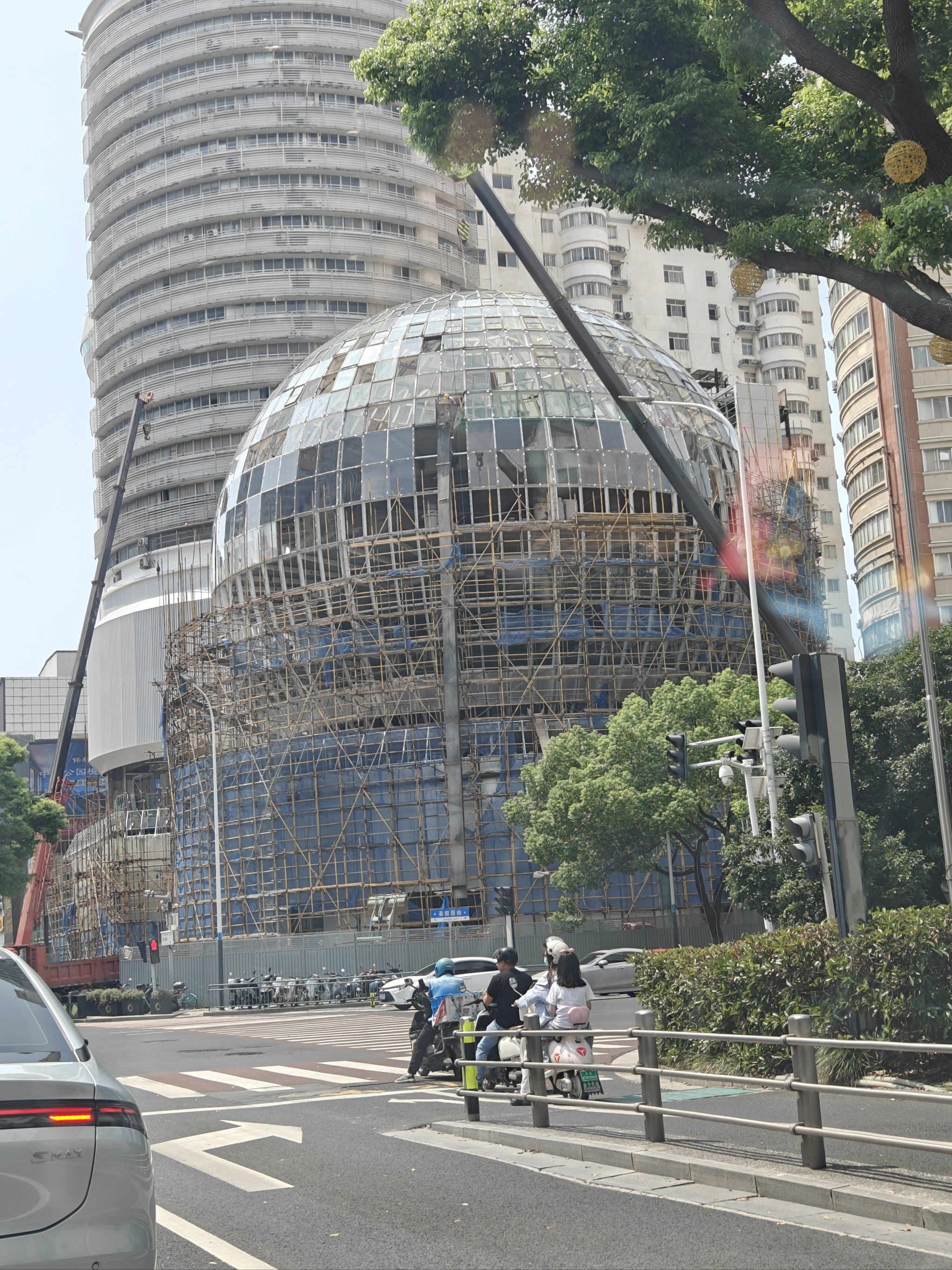 无锡市中心这个大球.🌏