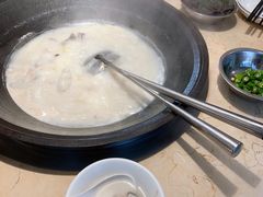 -陈大锅·岳阳鱼馆·地道岳阳菜(美食街店)