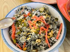 野生干巴菌炒饭-轻蔬不用等·素食(江苏路店)