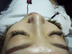 睫毛嫁接-光SPA科技美肤