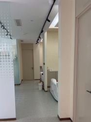 -碧莲盛·脱发养发中心