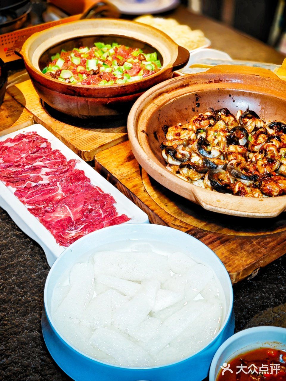 今天吃醉东庐榴莲鸡煲，吃完还想吃