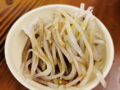 -丽虹云南过桥米线(兴工街店)