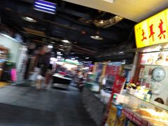 -食上东新街美食街区(民乐新都会店)