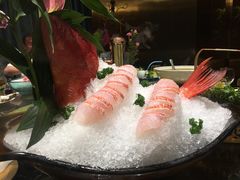 -半岛翡丽海鲜自助餐厅(观风亭店)