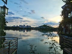 -东湖食堂·湖景餐厅•会议