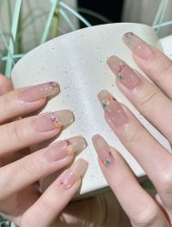 -M·X Nail日式美甲美睫