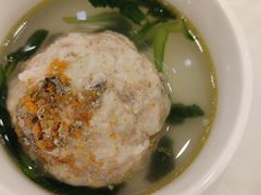 蟹粉狮子头-怡园饭店-餐厅(四望亭店)