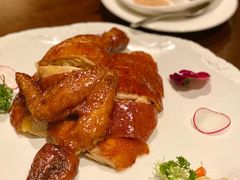 巴黎轩脆皮炸子鸡-巴黎轩(澳门巴黎人店)