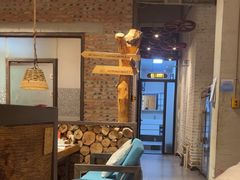 -苹果树下艺术餐厅(宋庄店)