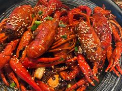 -肥肥虾庄·金牌油焖大虾(汉街SKP店)